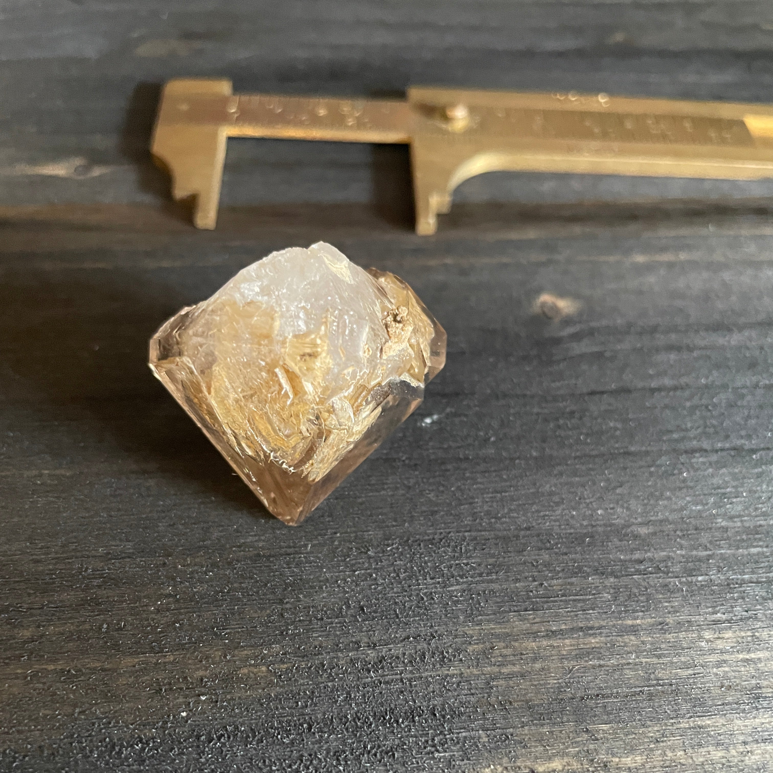 Seltener Diamant Fensterquarz – Der Spiegel der Dimensionen