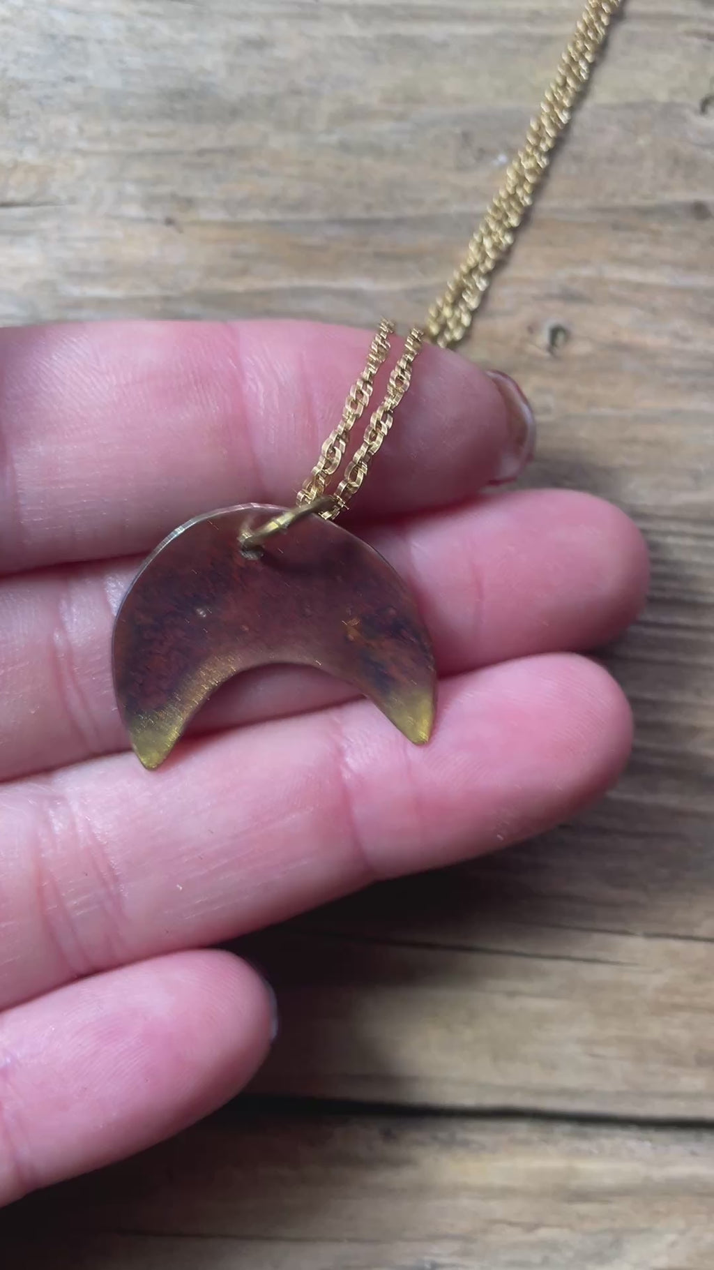 Copper Nebula - Kupfermond aus dem Feuer - Velvet Amber Aurora